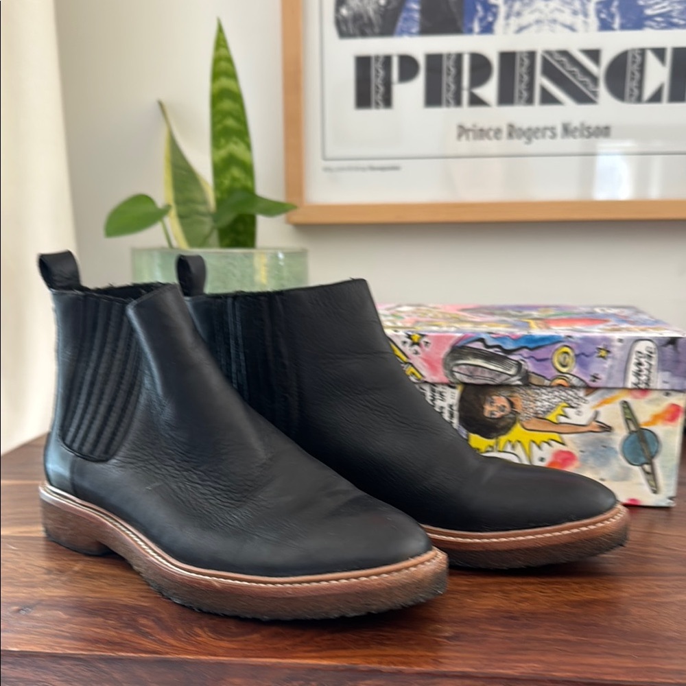Chocolate brown leather Chelsea boots
